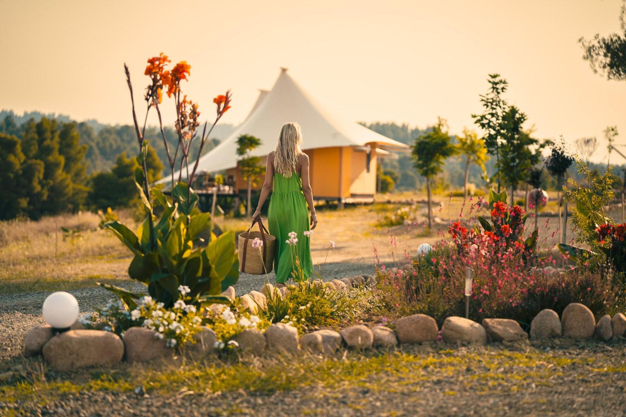 פוליכרונו Ihousevillage מראה חיצוני תמונה